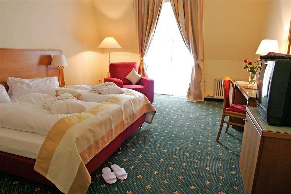Отель Vienna House Easy By Wyndham Кастроп-Рауксель Номер фото